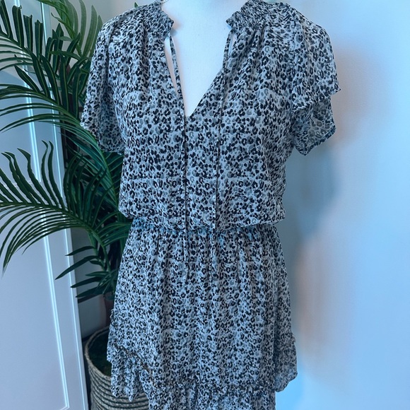 Leopard Print Women's Top - Picture 1 of 2